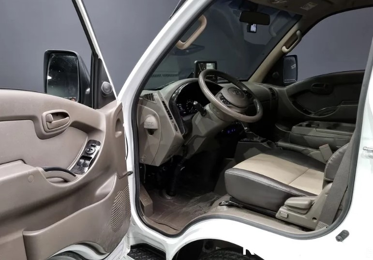  Hyundai / Porter II Stock No. 20050